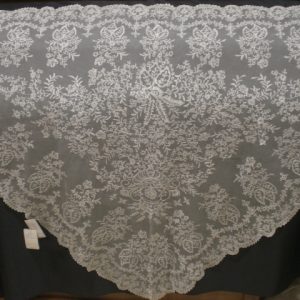MANTILLA TRIANGULAR GRANDE