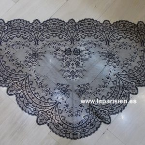 MANTILLA TRIANGULAR – CHALINA TOLEDO