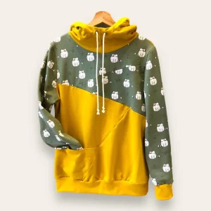 Sudadera de mujer con capucha, mostaza con gatitos